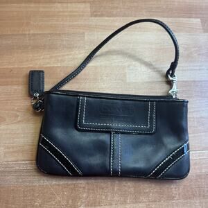 Coach Vintage Black Leather Wristlet